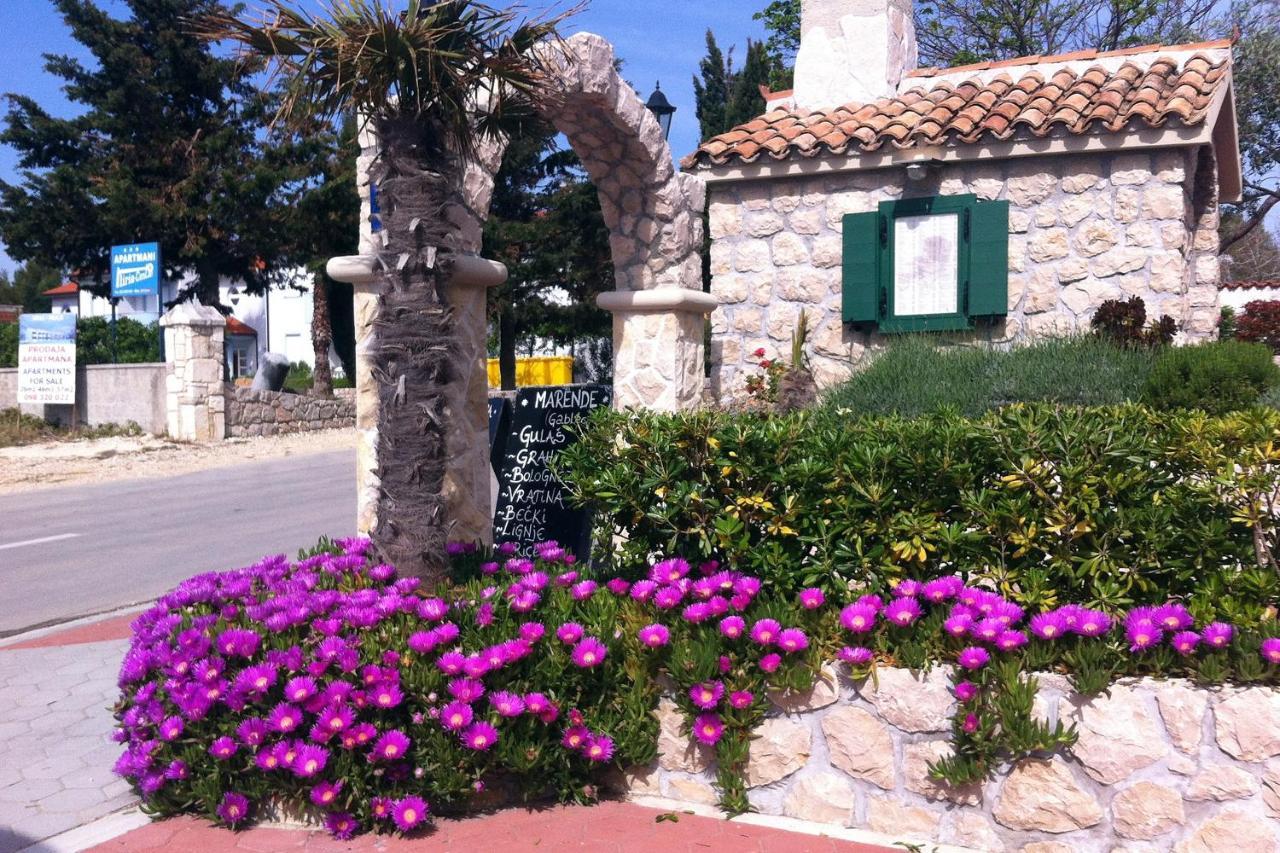 Apartments With A Parking Space Vrsi - Mulo, Zadar - 3276 Eksteriør billede